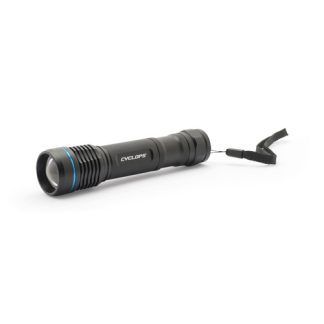 STEROPES RECHARGEABLE FLASHLIGHT – BLACK, 700 LUMENS